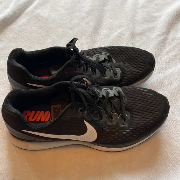 Nike Zoom Pegasus 34 Running Shoes - Picture 3 of 10